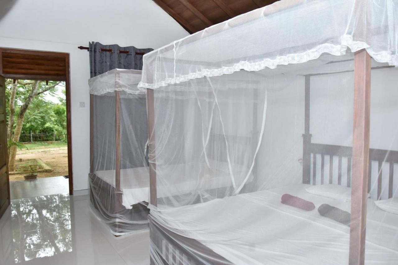 Silent Cabana And Restaurant Marakolliya, Tangalle Ngoại thất bức ảnh